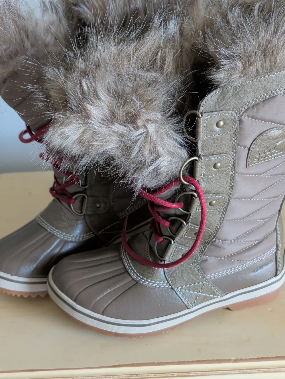 Sorel Taupe Winter Boots with Pink Laces and Faux Fur Cuff